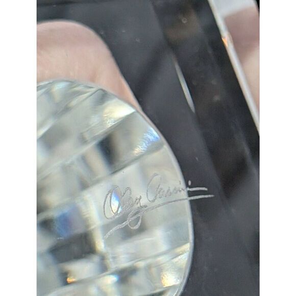 Oleg Cassini Signed Crystal Cross Ornament Vintage Prism Cut On Square Base - Picture 4 of 7